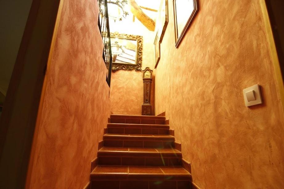 Escaleras La Calzada Casa Victoria