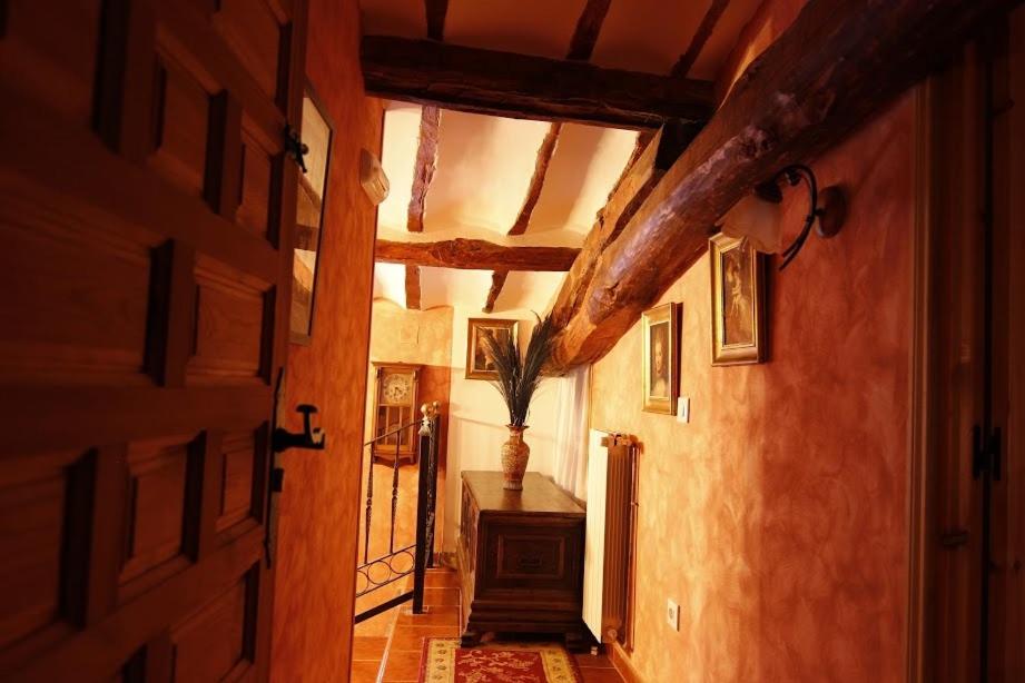 Pasillo La Calzada Casa Victoria